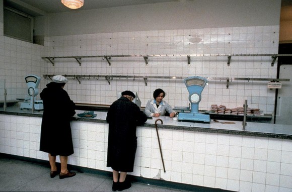 Photo-reportage: Communist eateries and food stores across Romania